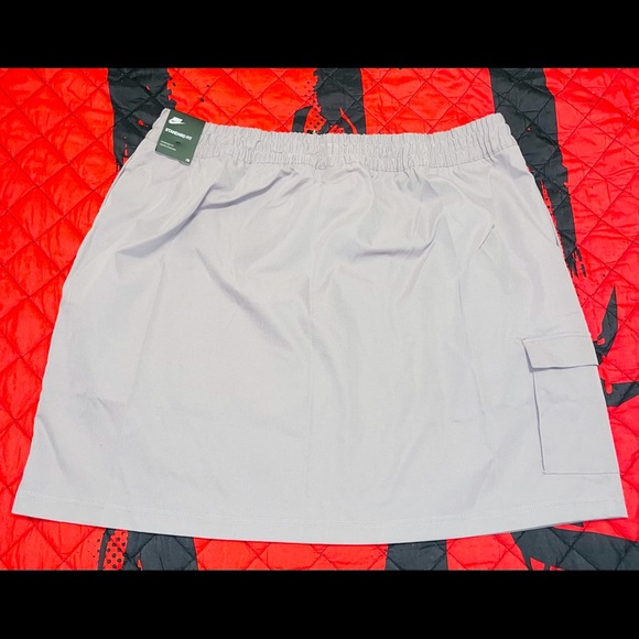 Nike Women's Sportwear Swoosh Skirt Plus Size - Picture 3 of 3